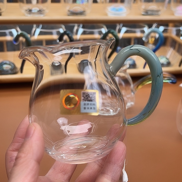 鑫***衣水晶玻璃吸管款华蕊