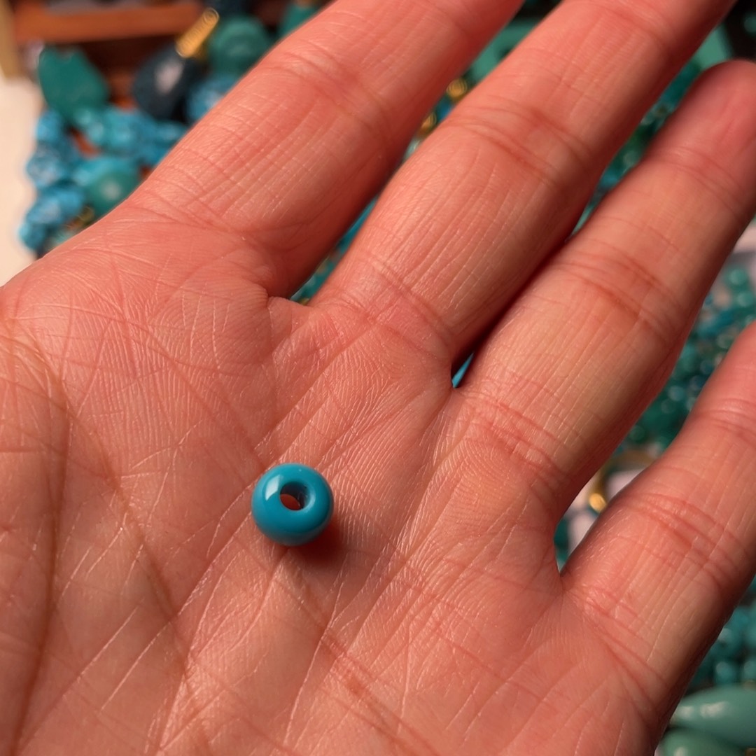 绿松石颈饰未镶嵌生*了