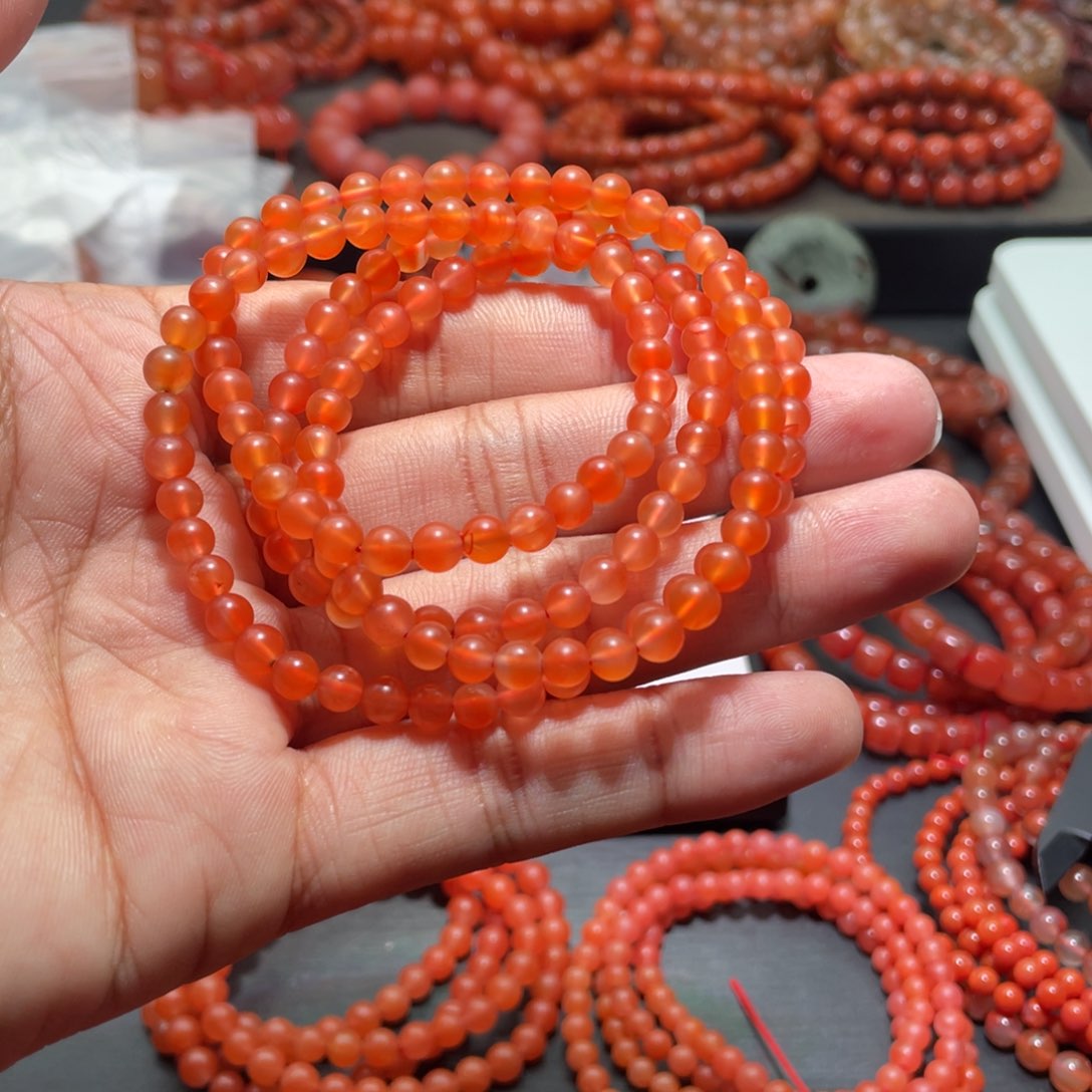 南红玛瑙手链未镶嵌