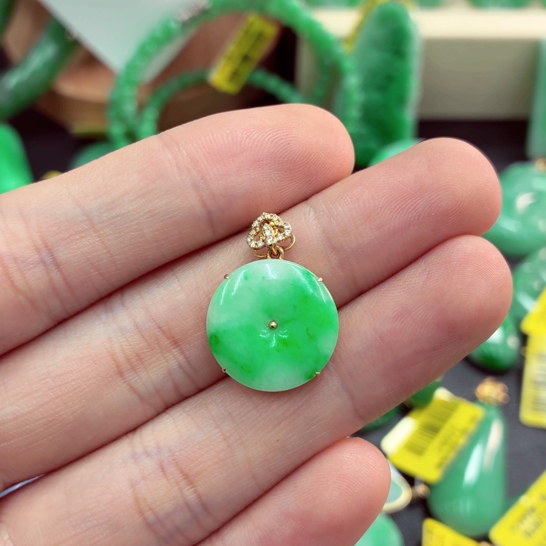 翡翠18K金镶嵌吊坠(不含链)