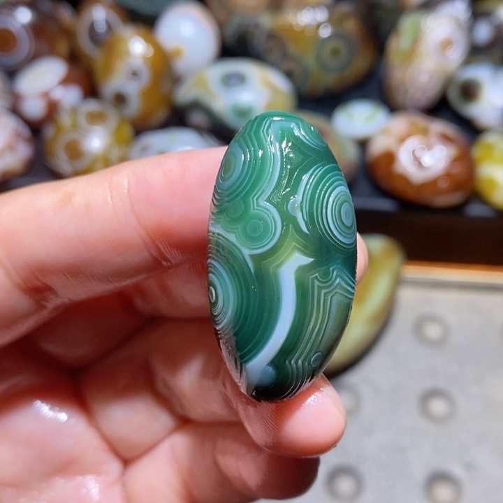 未镶嵌玛瑙/玉髓珠宝半成品99