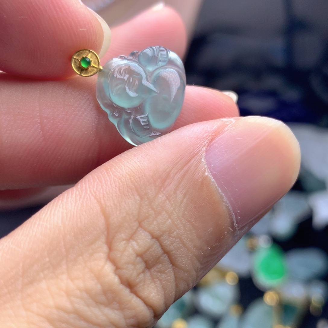 【闪购商品】颈饰18K金镶嵌翡翠翡翠