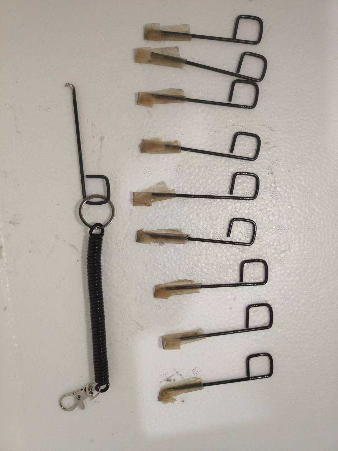 弹簧绳挂扣小勾刀取鱼神器