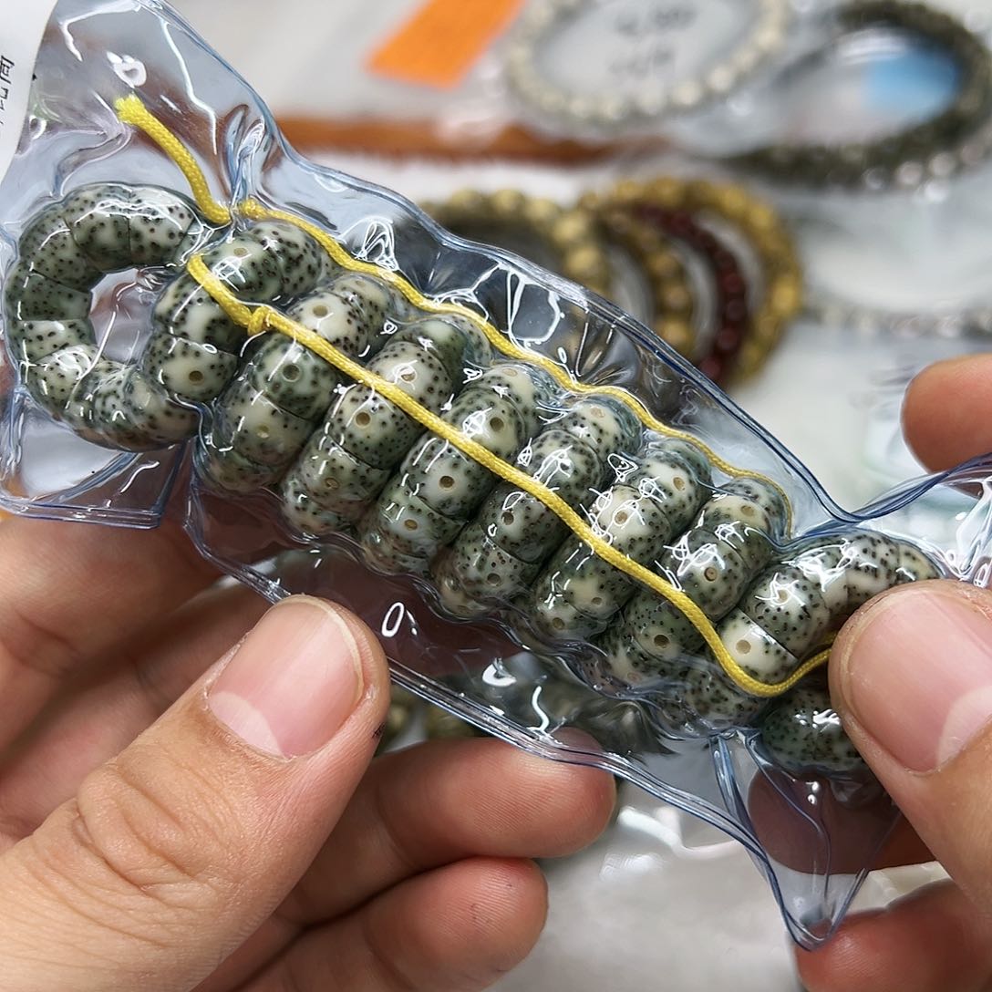 星月菩提手串66王者彩云追月猪大肠108-9