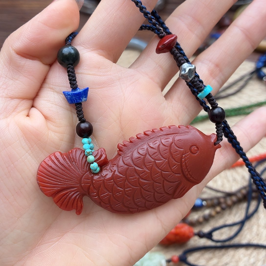 我***子南红玛瑙未镶嵌颈饰