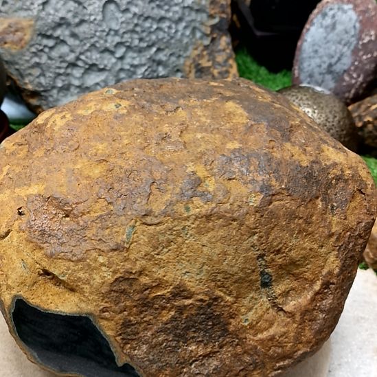 陈***仁石材黄乡雨石观赏摆件石