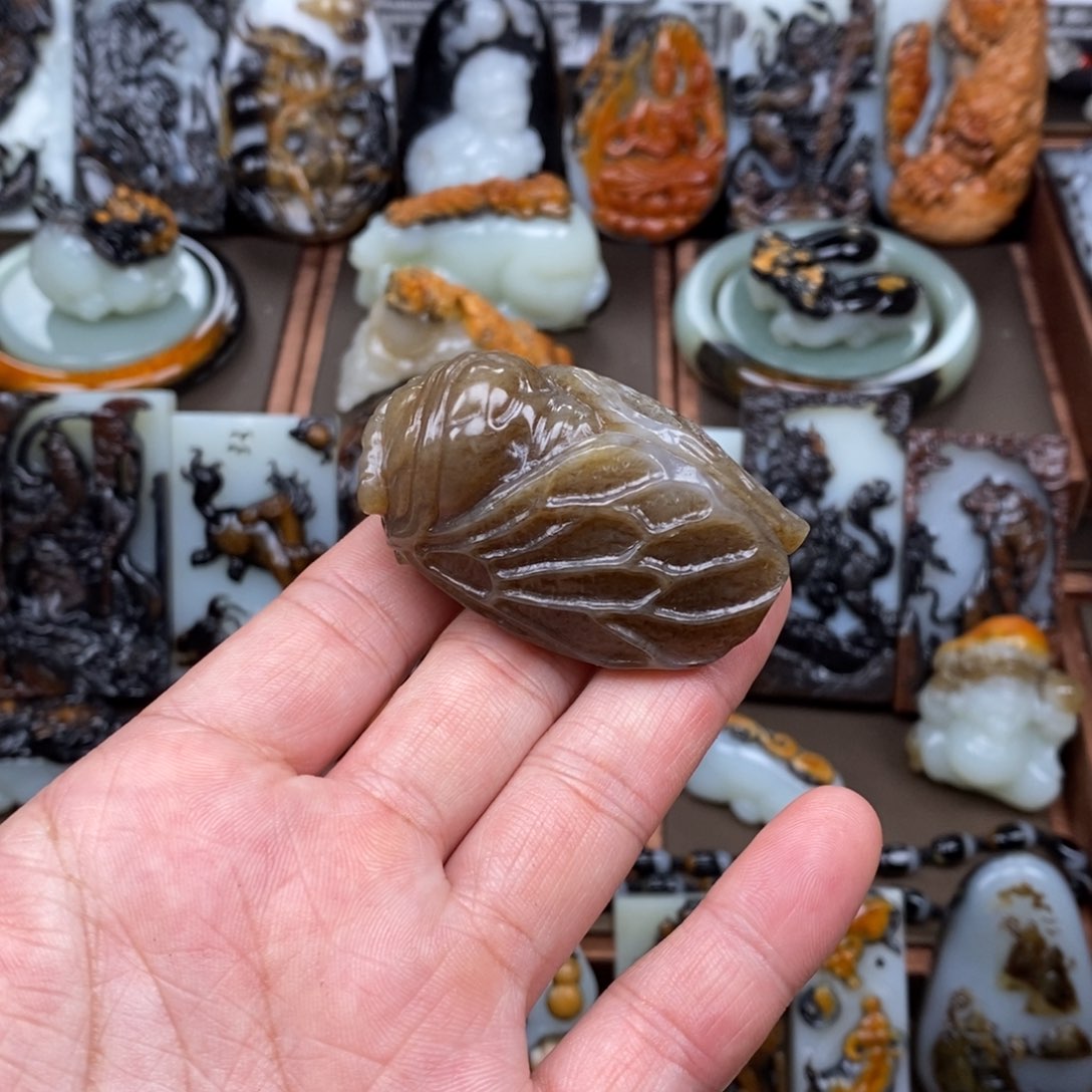 颈饰未镶嵌和田玉