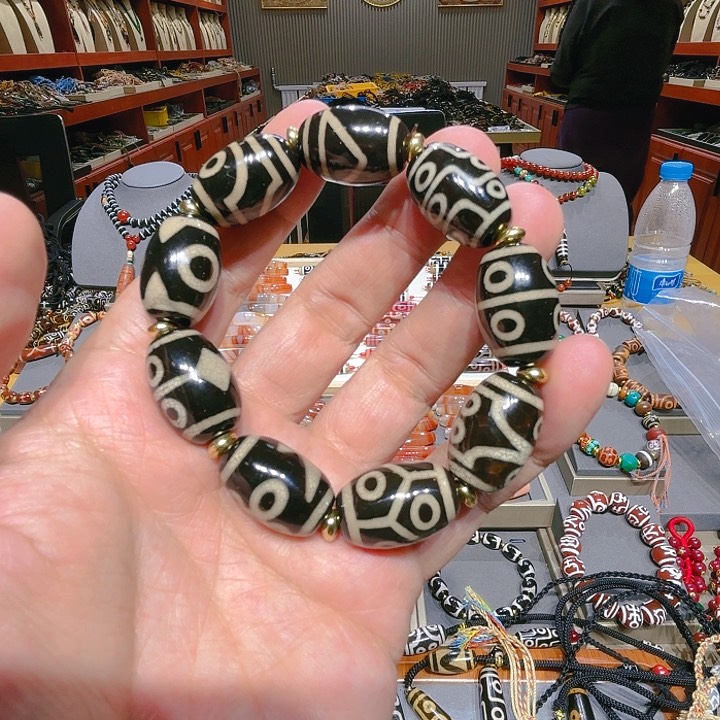 未镶嵌玛瑙/玉髓珠宝奇石