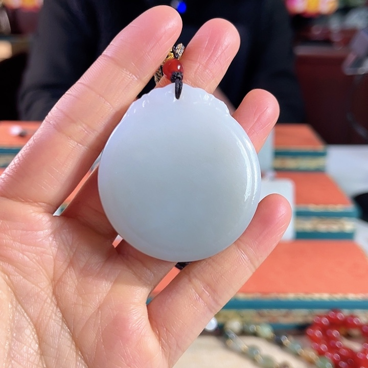 和田玉吊坠未镶嵌