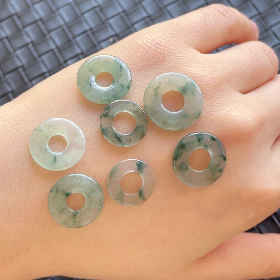 翡翠颈饰未镶嵌一手福利不退货