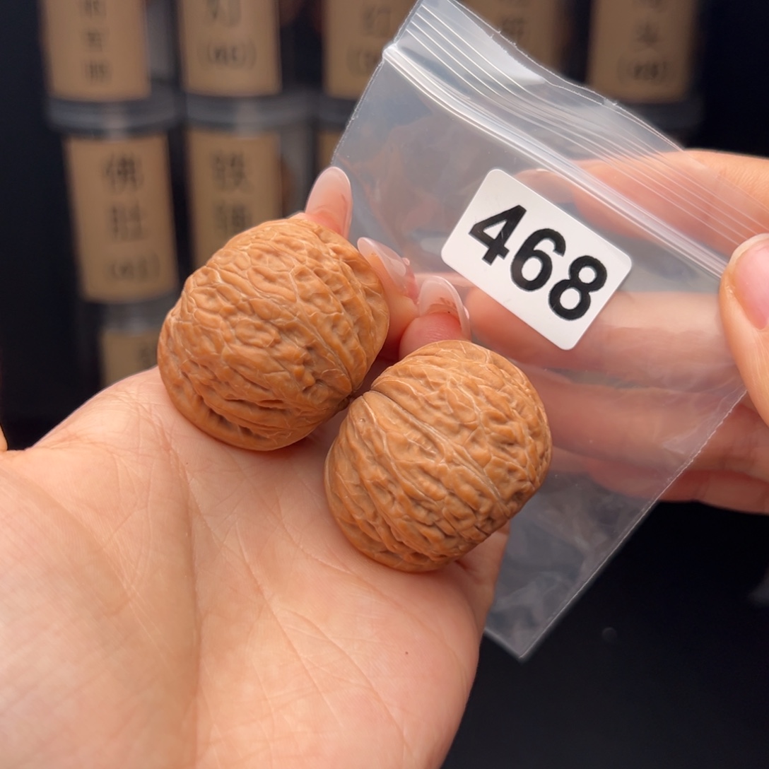 马***。文玩核桃吊坠铁锤