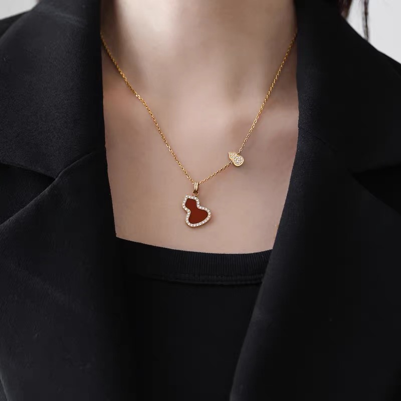 18k金红葫芦项链气质轻奢精致时尚百搭红色小众金色葫芦坠链