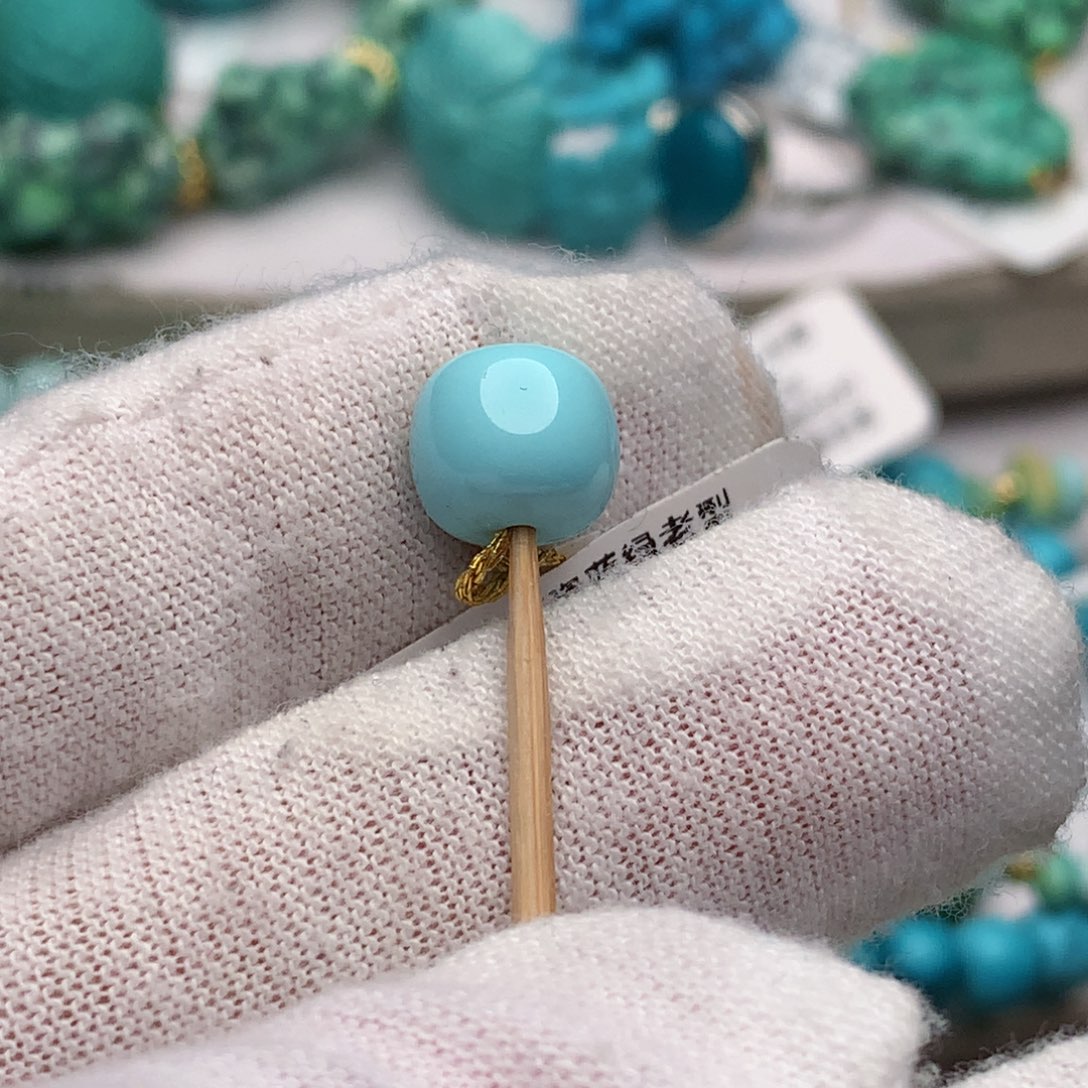 绿松石未镶嵌珠宝奇石8.7*7.6