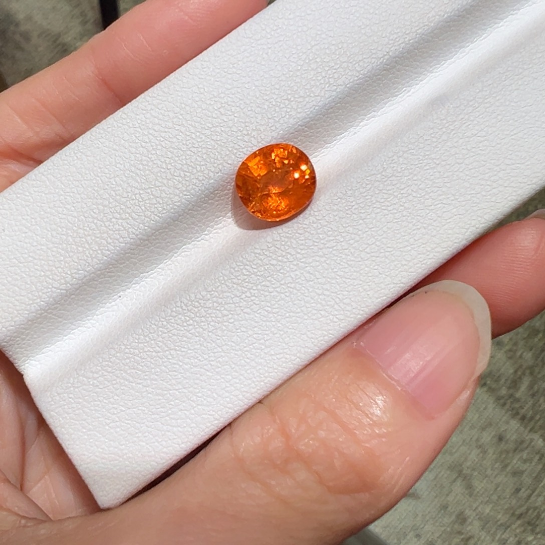 石榴石（芬达石）珠宝半成品未镶嵌4ct