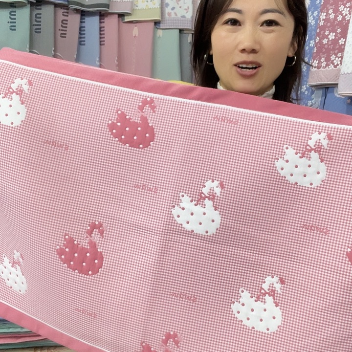 棉特价促销粉色天鹅