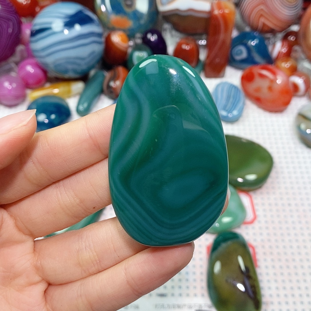 用***2玛瑙/玉髓未镶嵌珠宝奇石