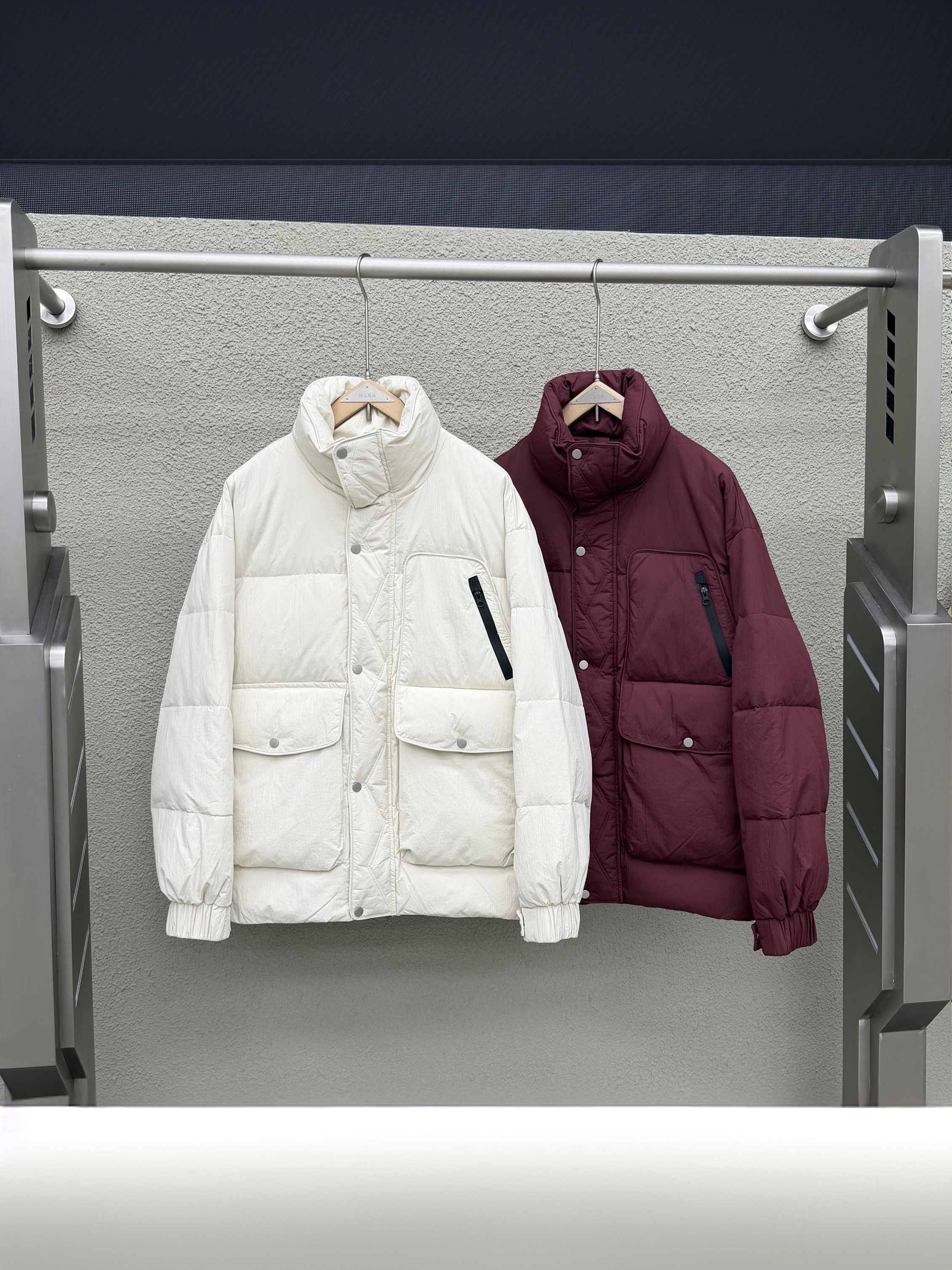 AW【“杭州RH”羽绒服】冬季加厚纯色立领高充绒保暖宽松外套Z-102