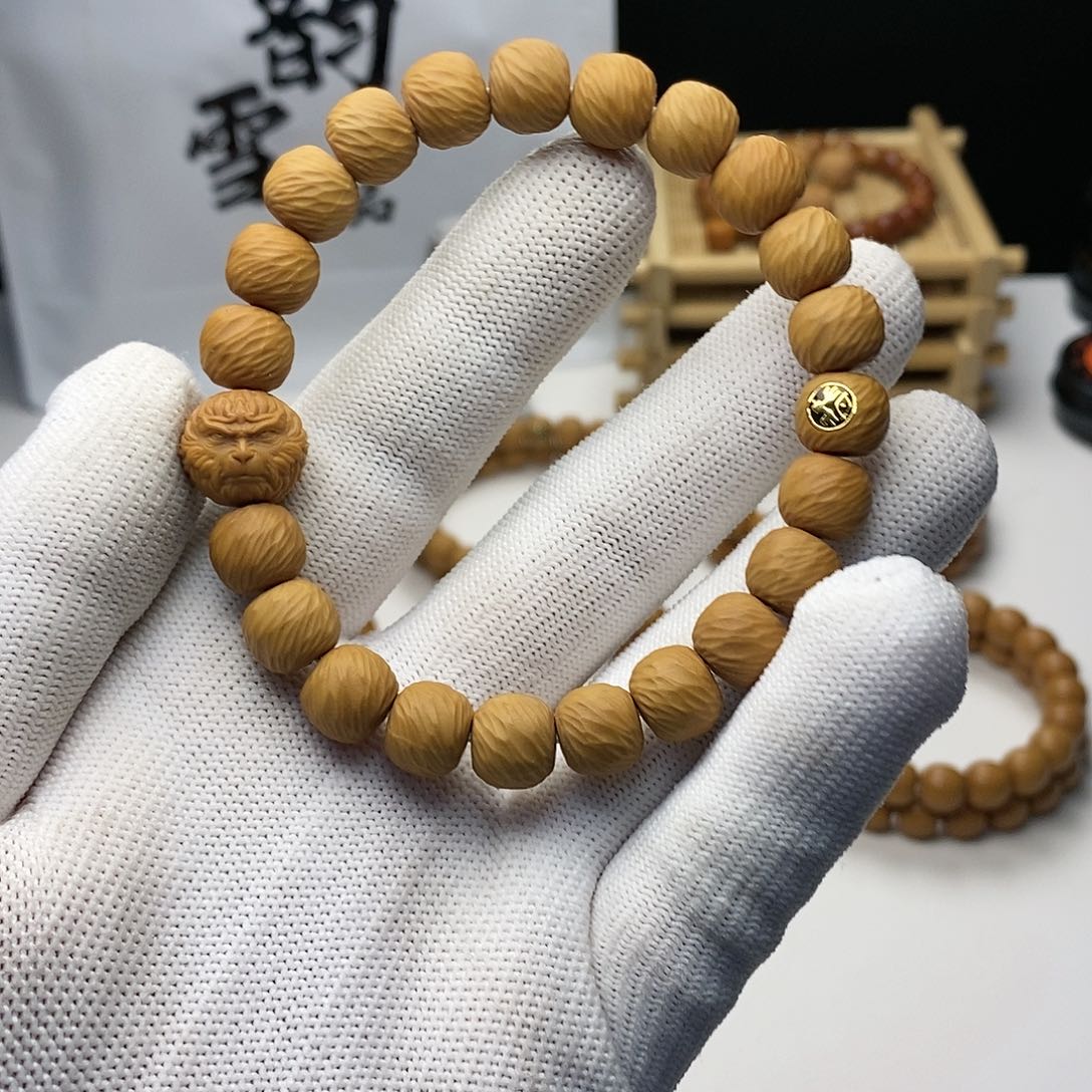 猴头核桃吊坠全品无瑕