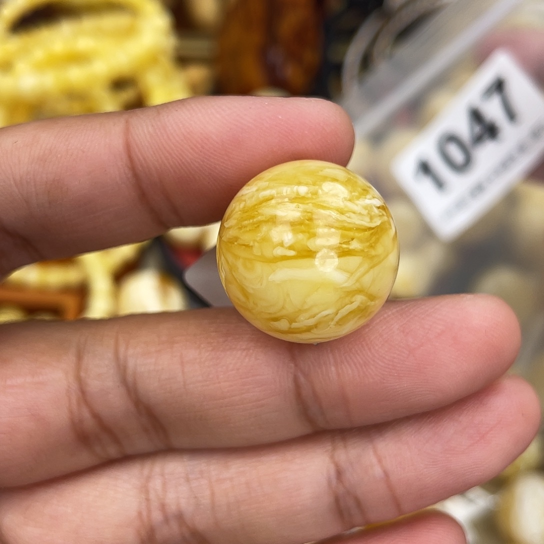 蜜蜡未镶嵌珠宝奇石沙眼20.9