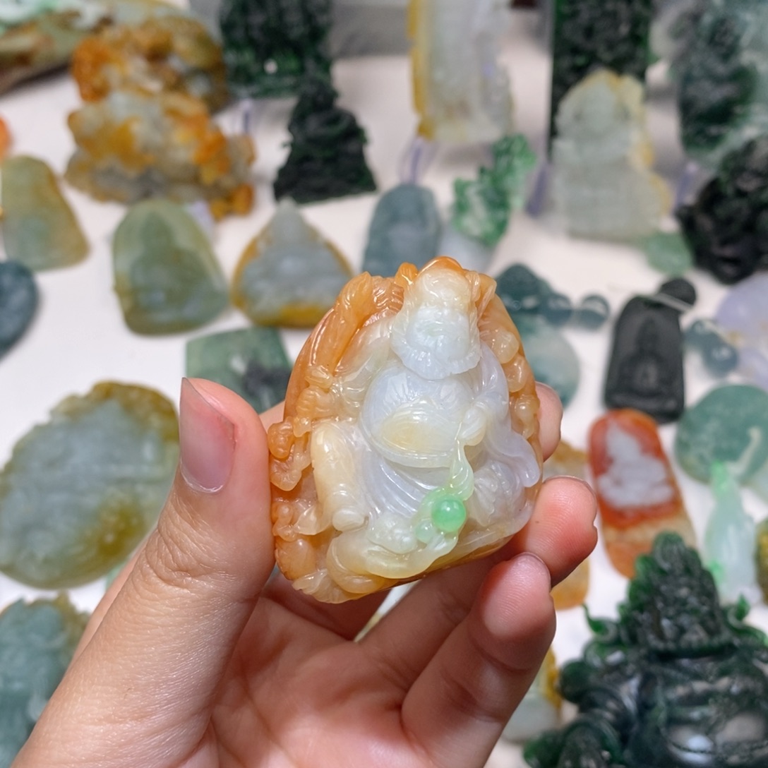 定制翡翠未镶嵌翡翠