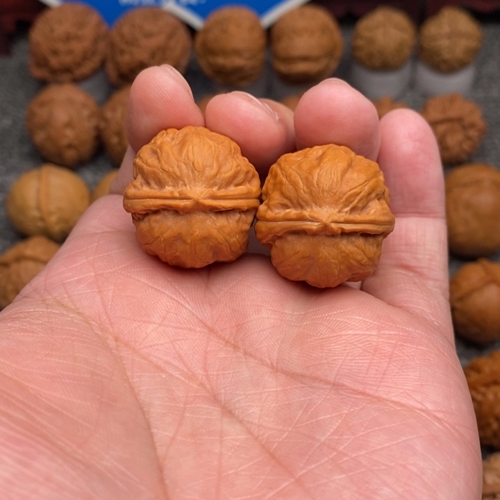 文玩核桃把件…………