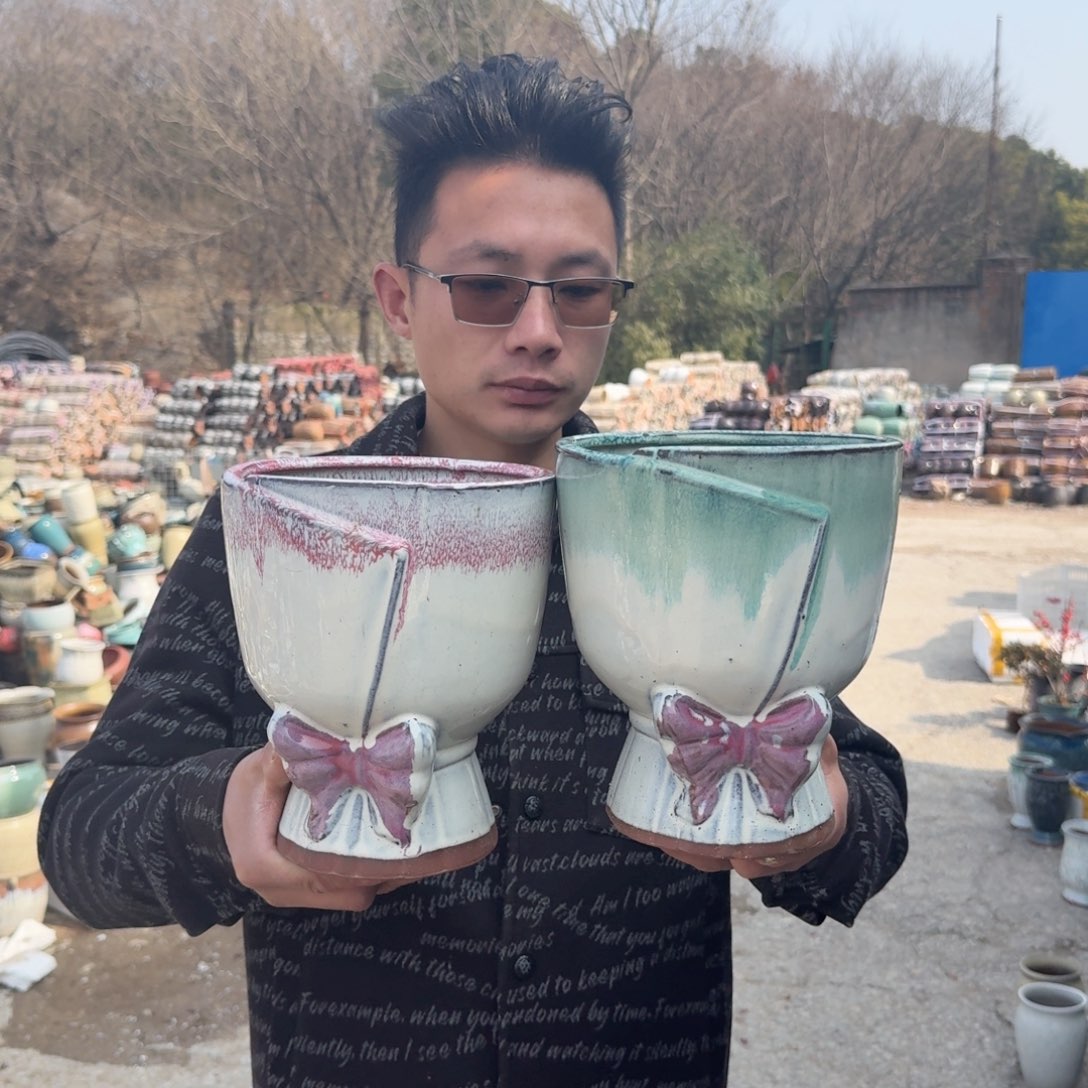 紫砂花盆口18高20（蝴蝶结奖杯