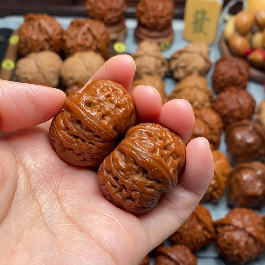 文玩核桃吊坠H***?全品34元宝