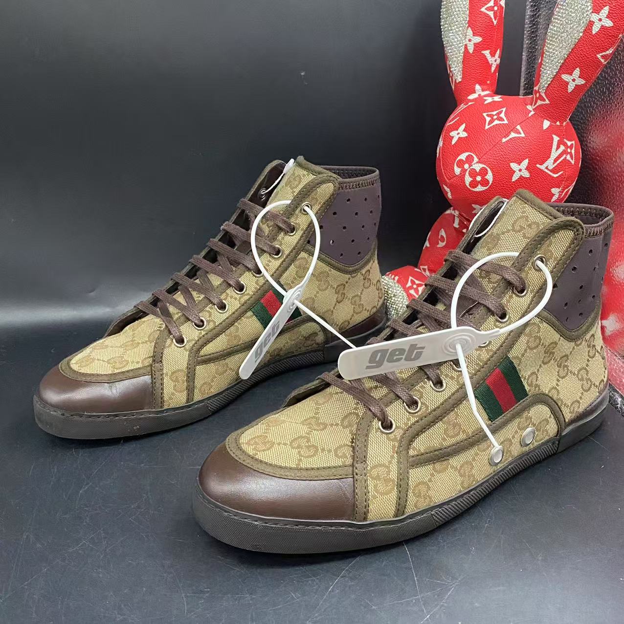 95新 GUCCI/古驰 高帮棕老花时尚舒适板鞋41欧码ddm2115