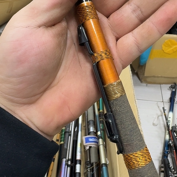 中***训1.8m以下碳素鱼竿钓鱼竿888888