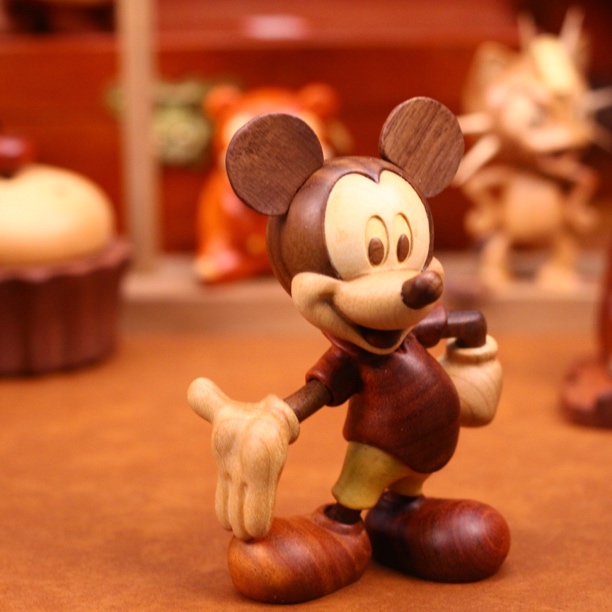 实木可爱米老鼠桌面摆件乔迁礼物家居摆件潮玩摆件