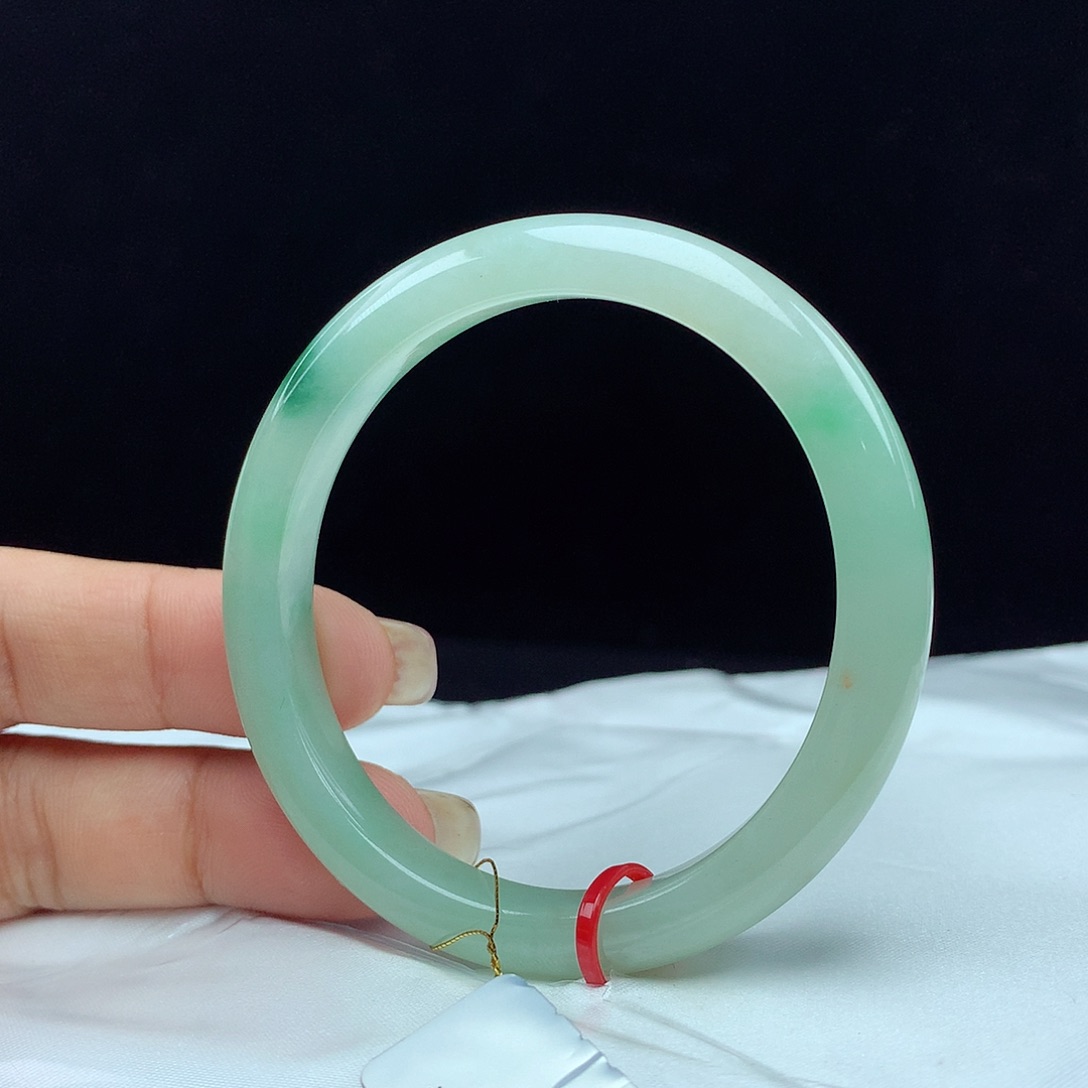 翡翠手镯未镶嵌54圈贵妃 3010