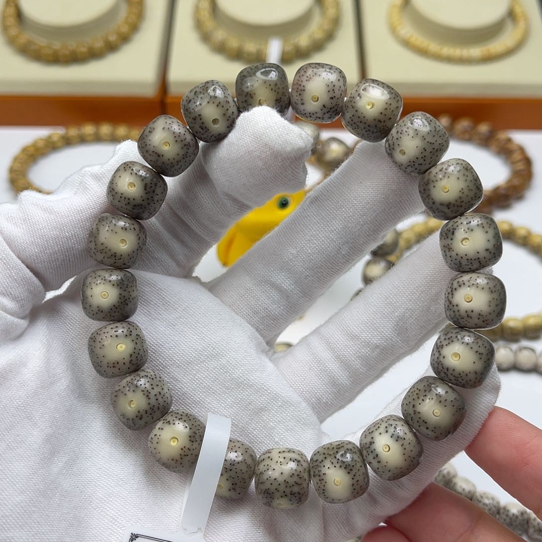 星月菩提吊坠糯冰月朗星稀