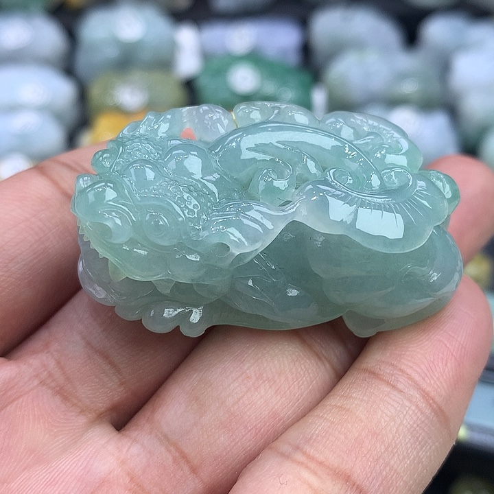 翡翠未镶嵌颈饰天然缅甸翡翠貔貅吊坠