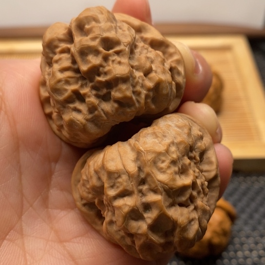 文玩核桃把件边41左右