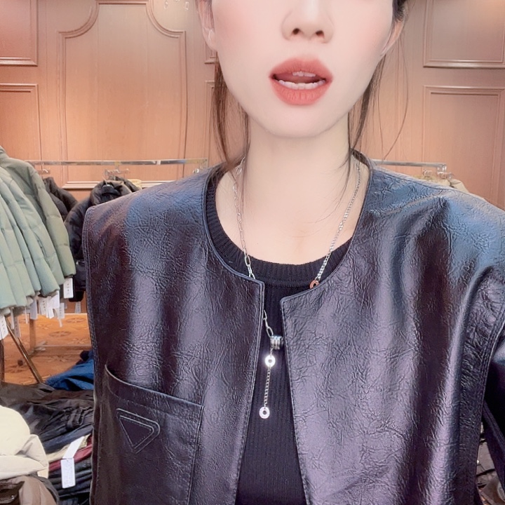 125……135斤皮马甲