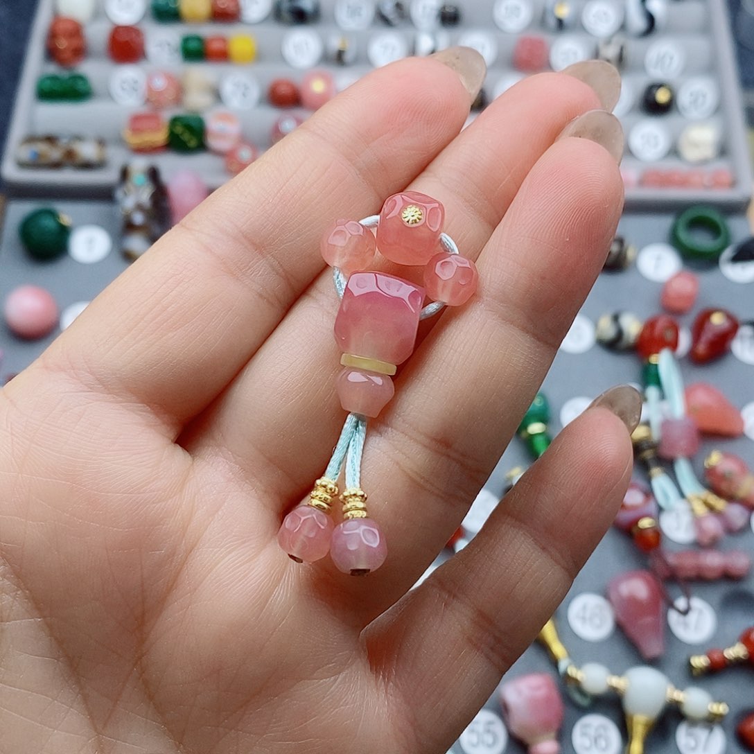 玛瑙/玉髓饰品未镶嵌