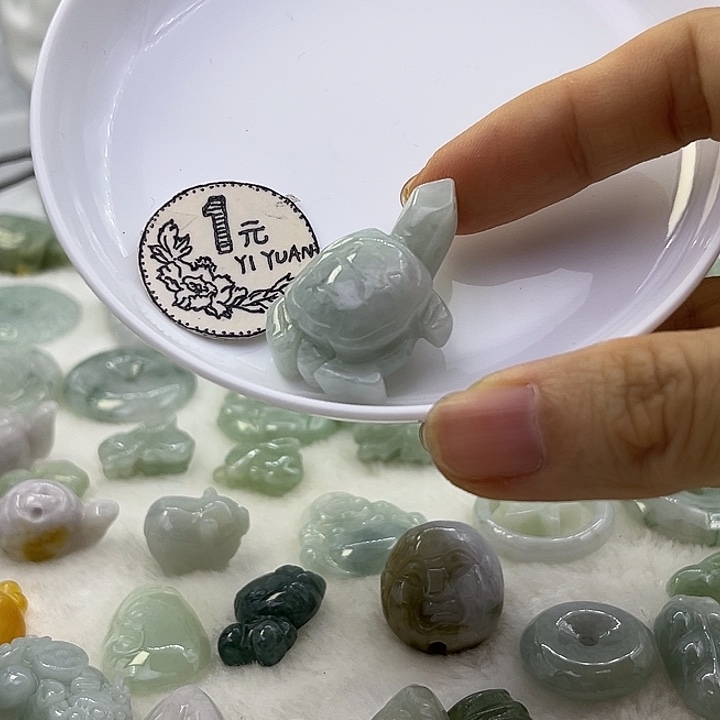 未镶嵌挂件翡翠天然缅甸翡翠A货 乌龟