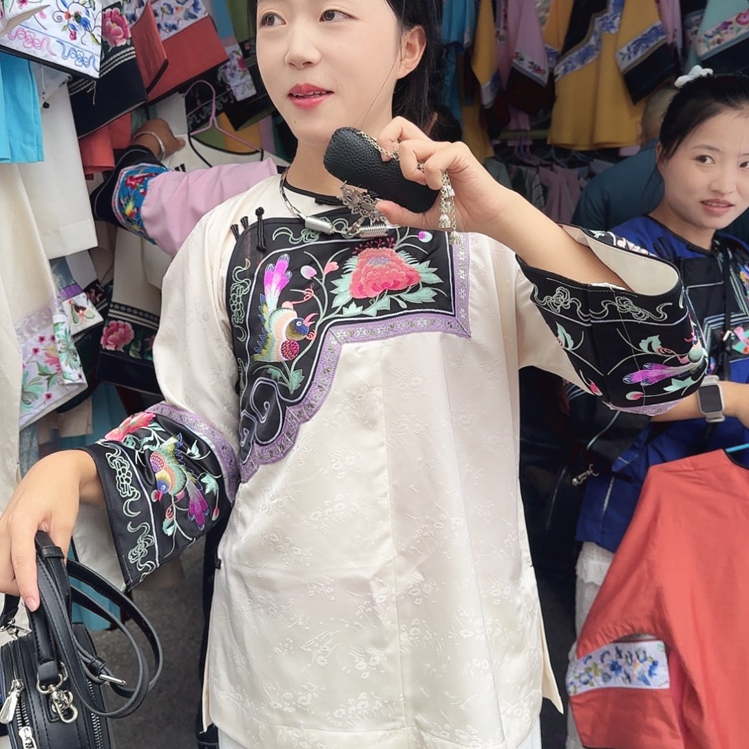 湘西苗族大花断面