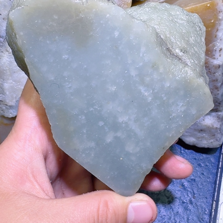 和田玉未镶嵌珠宝半成品