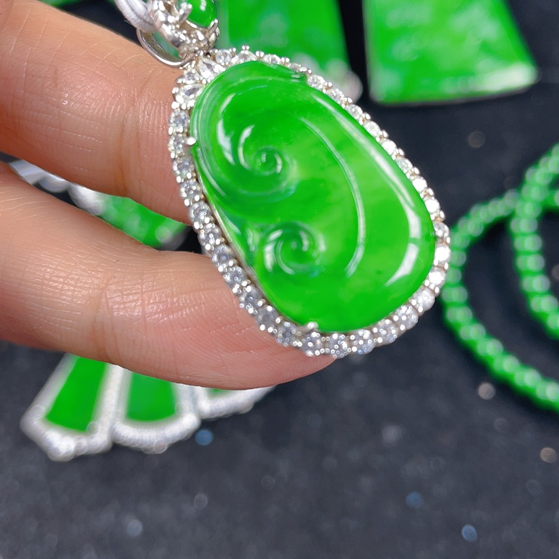 翡翠吊坠(不含链)银S925镶嵌