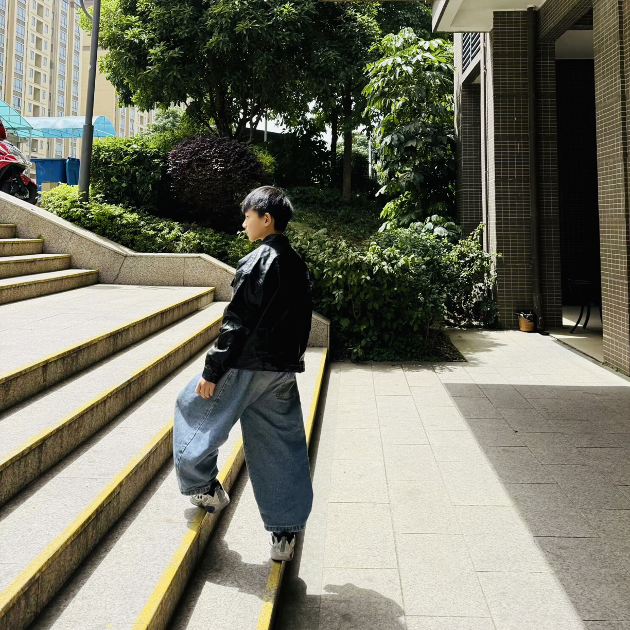 涵妈男女童直播间