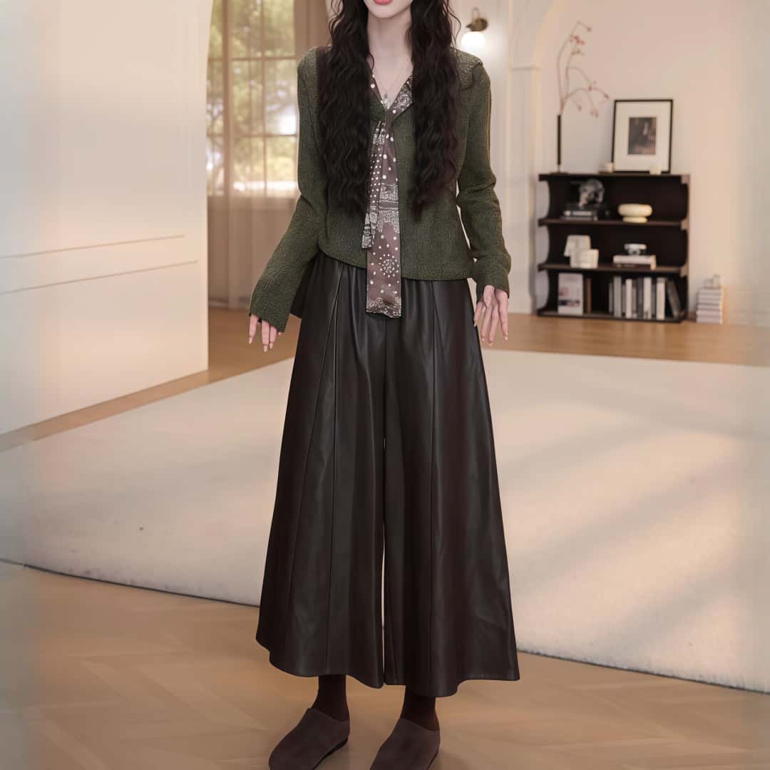 新款高档时尚丝巾纯色套头针织衫女+法式半身裙+高腰阔腿皮裤套装