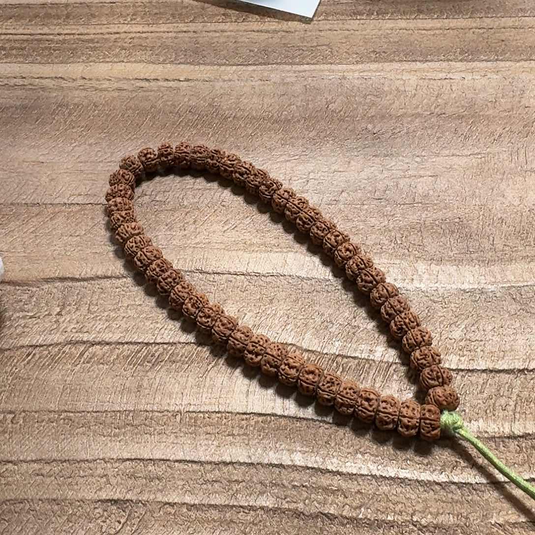 金刚菩提手串藏切凹底梅花手持