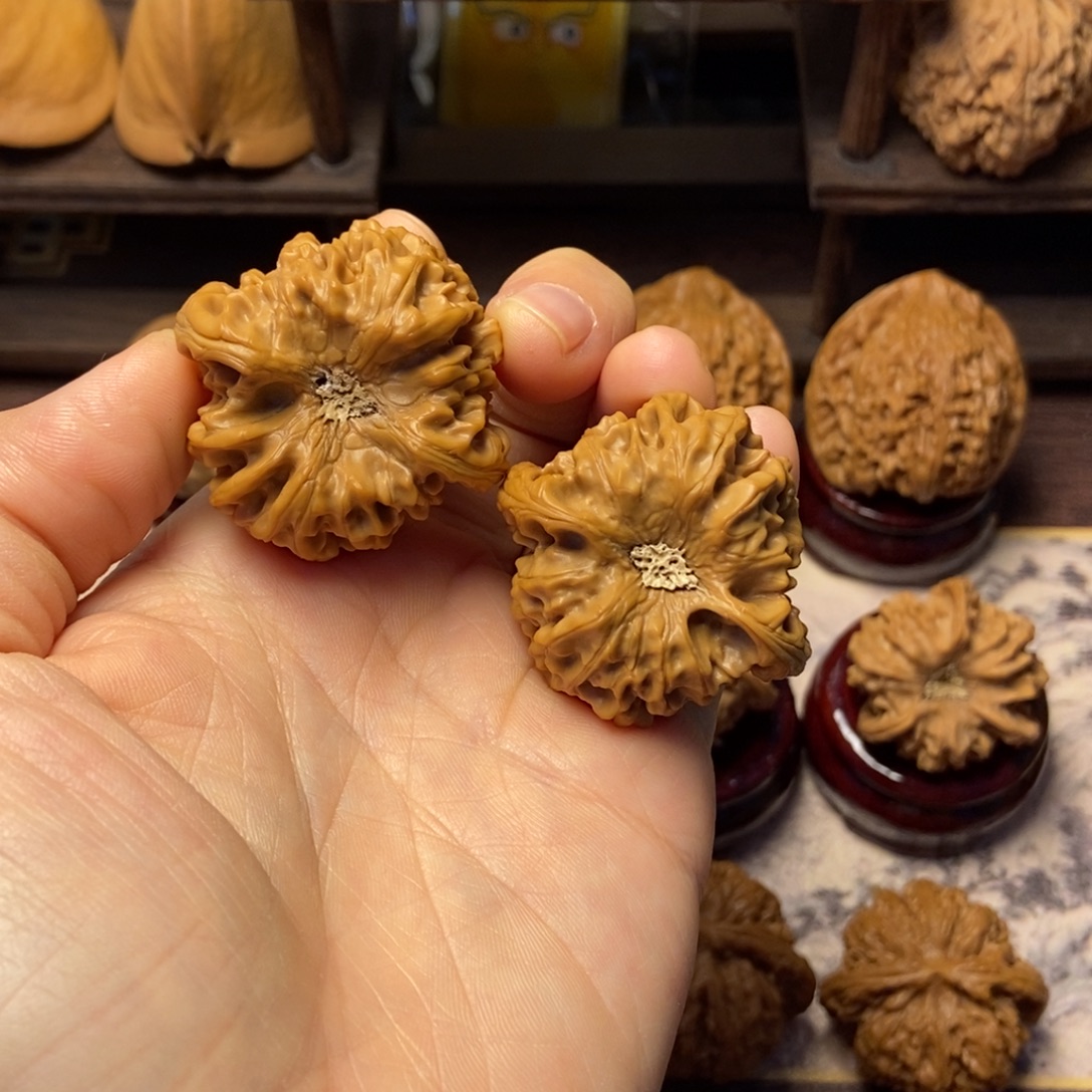 文玩核桃把件全品龙门涧40