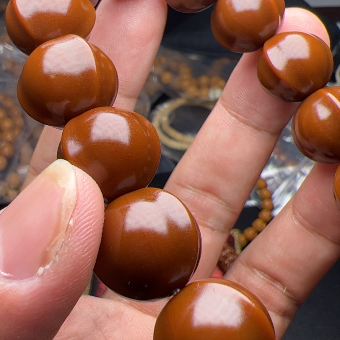 猴头核桃吊坠啦啦噜