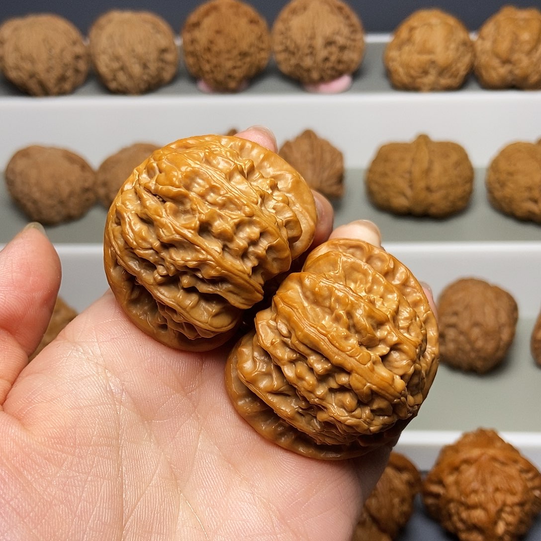 快***5吊坠文玩核桃43边肚同尺白狮子