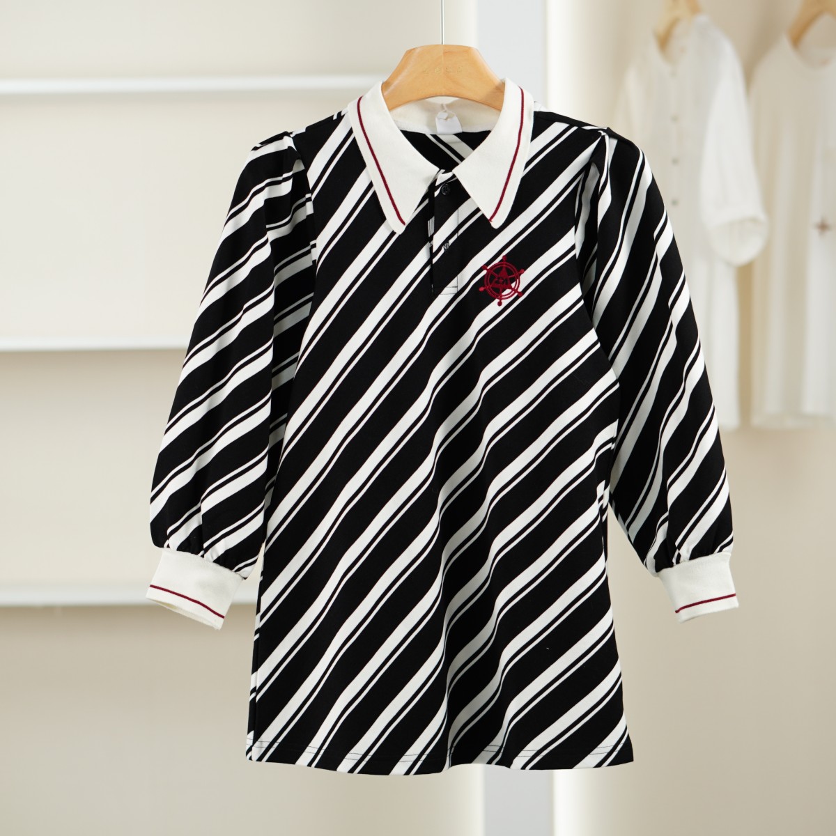 麦迪尚品 一路童行【植】31129628 春季简约条纹针织连衣裙童装