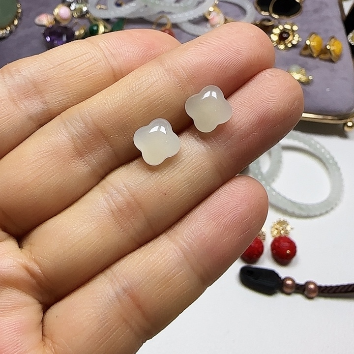 和田玉银S925镶嵌耳饰