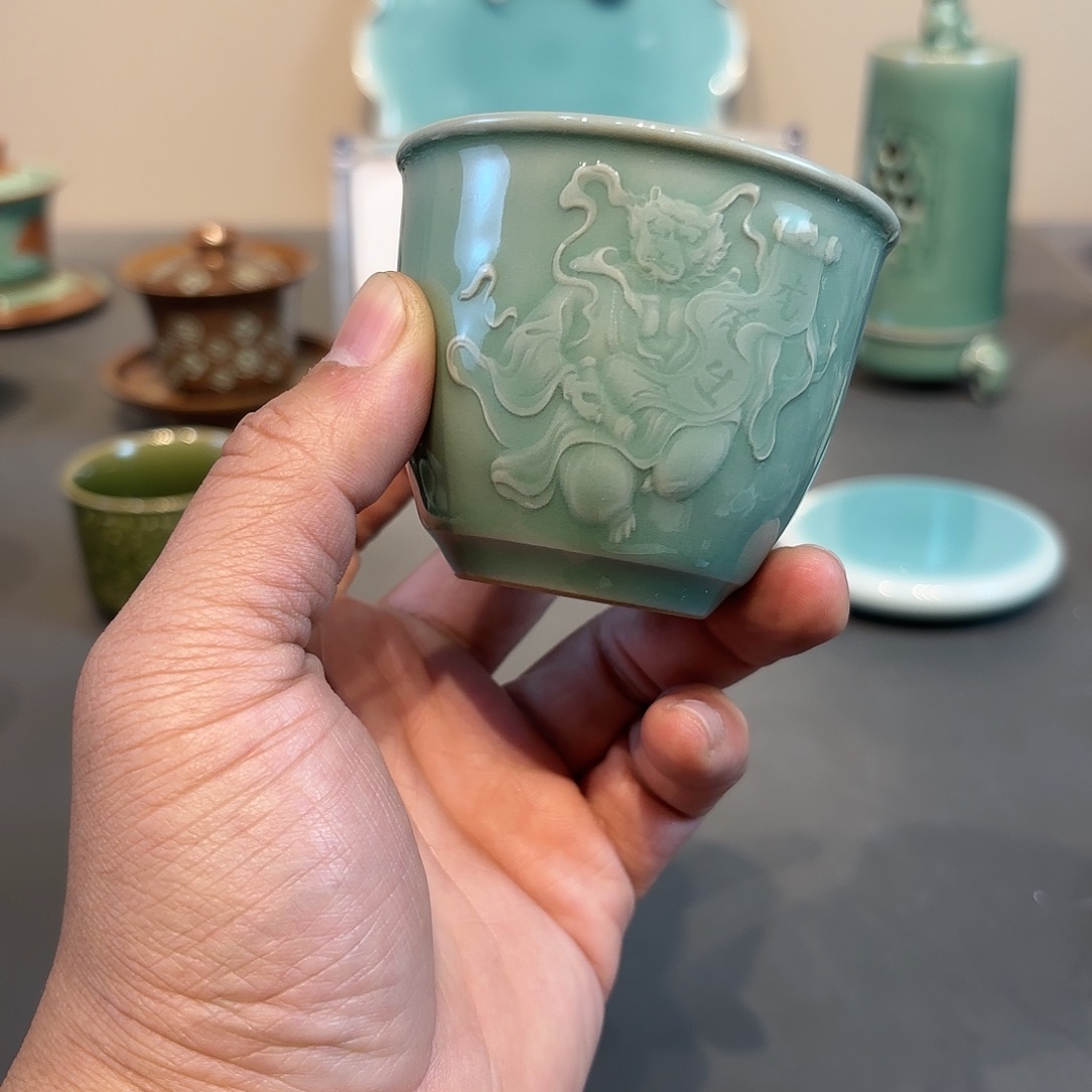 瓷片龙泉青瓷福利青瓷