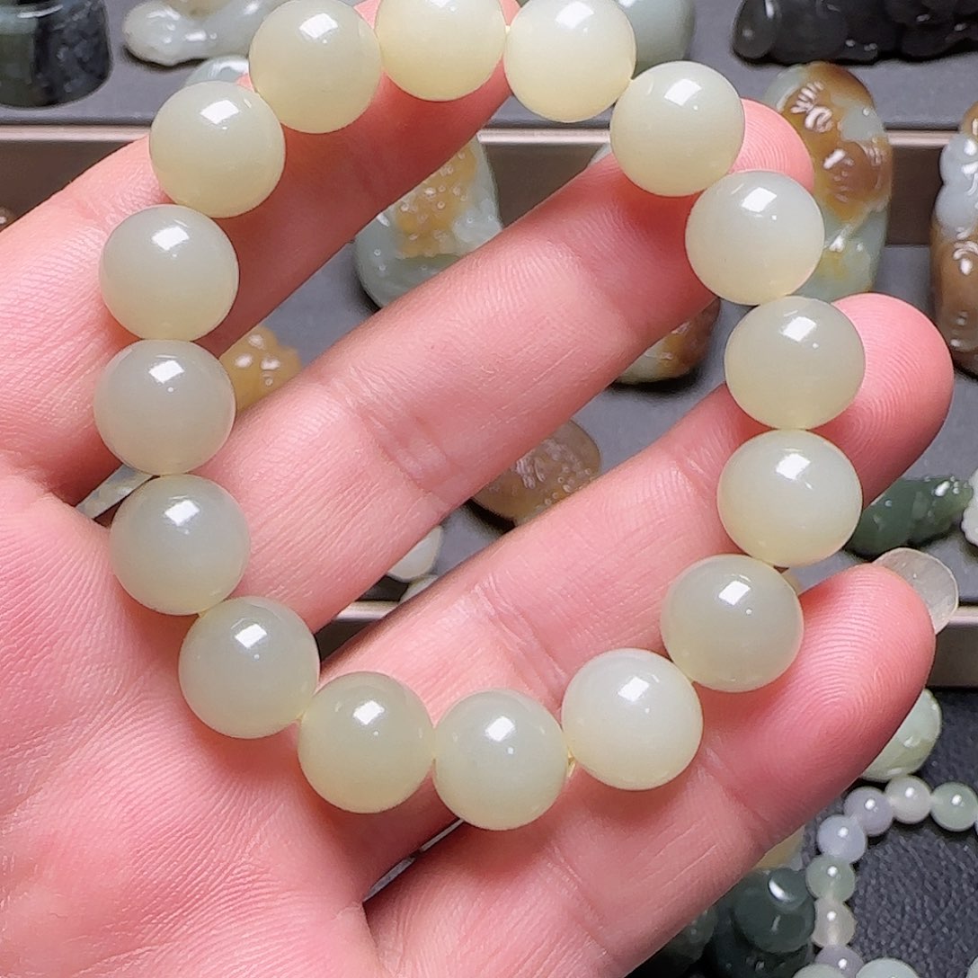 和田玉颈饰未镶嵌红****5